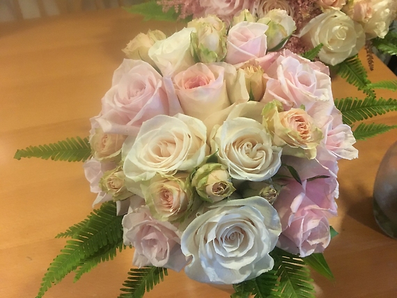 Blush Bridesmaid\'s Bouquet